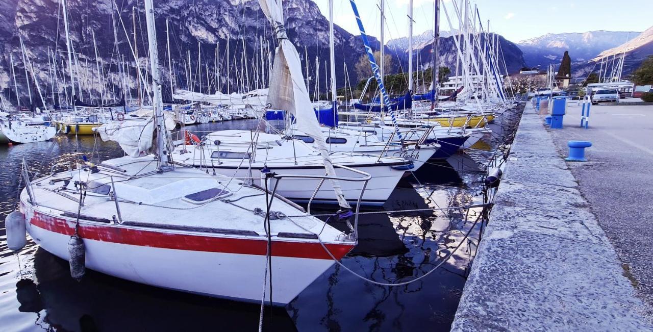 Garda Lake Aloha Apartments Torbole Sul Garda Exterior photo